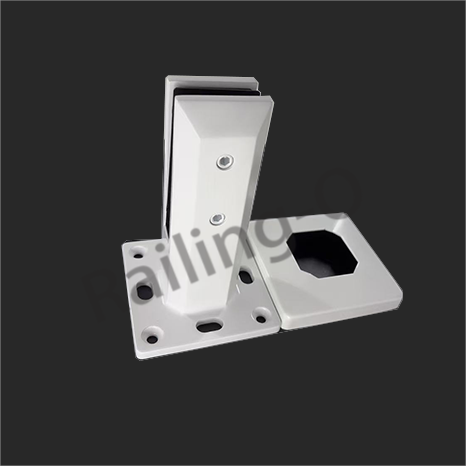 POOL FENCE SPIGOT SQUARE FLANGED 160mm