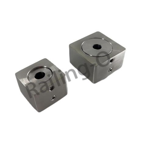 Crossbar holder